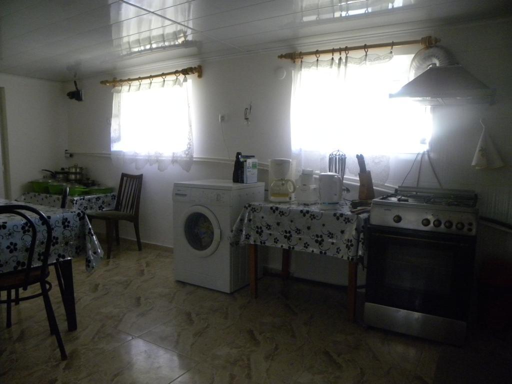 Mikheil Pitskhelauri Guest House Kazbegi Luaran gambar